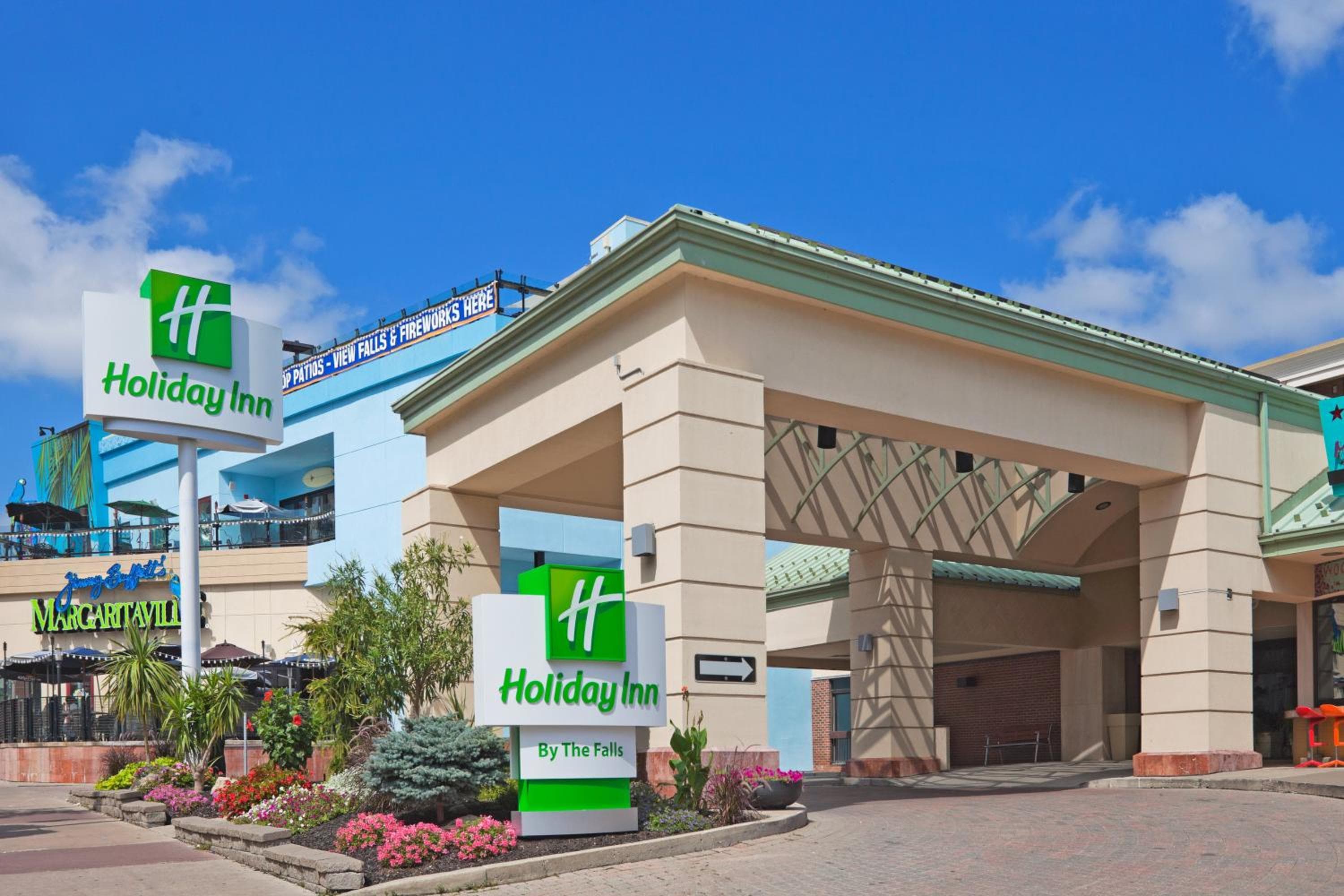 Holiday Inn Niagara Falls-By the Falls by IHG