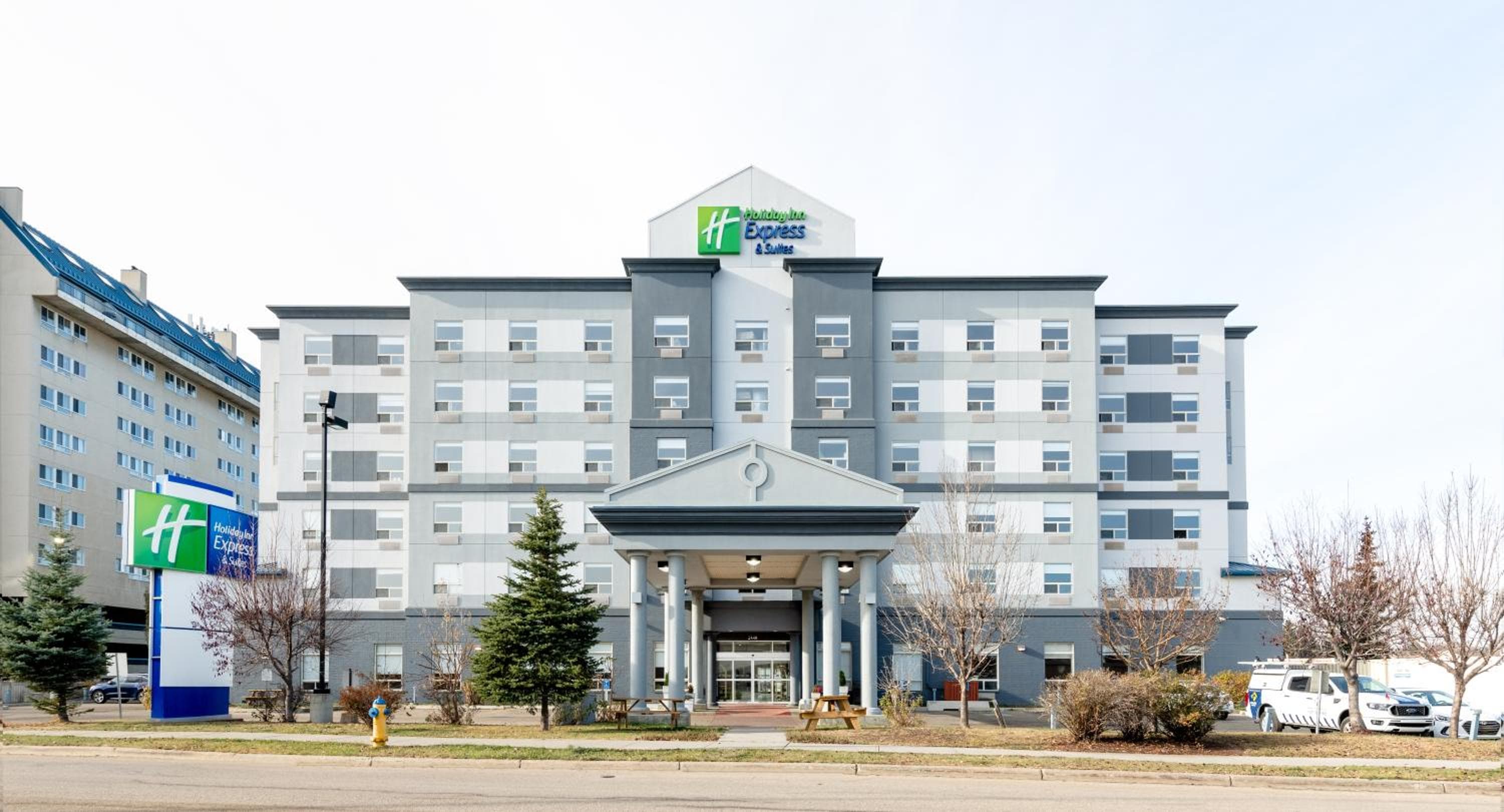 Holiday Inn Express Hotel & Suites-Edmonton South by IHG