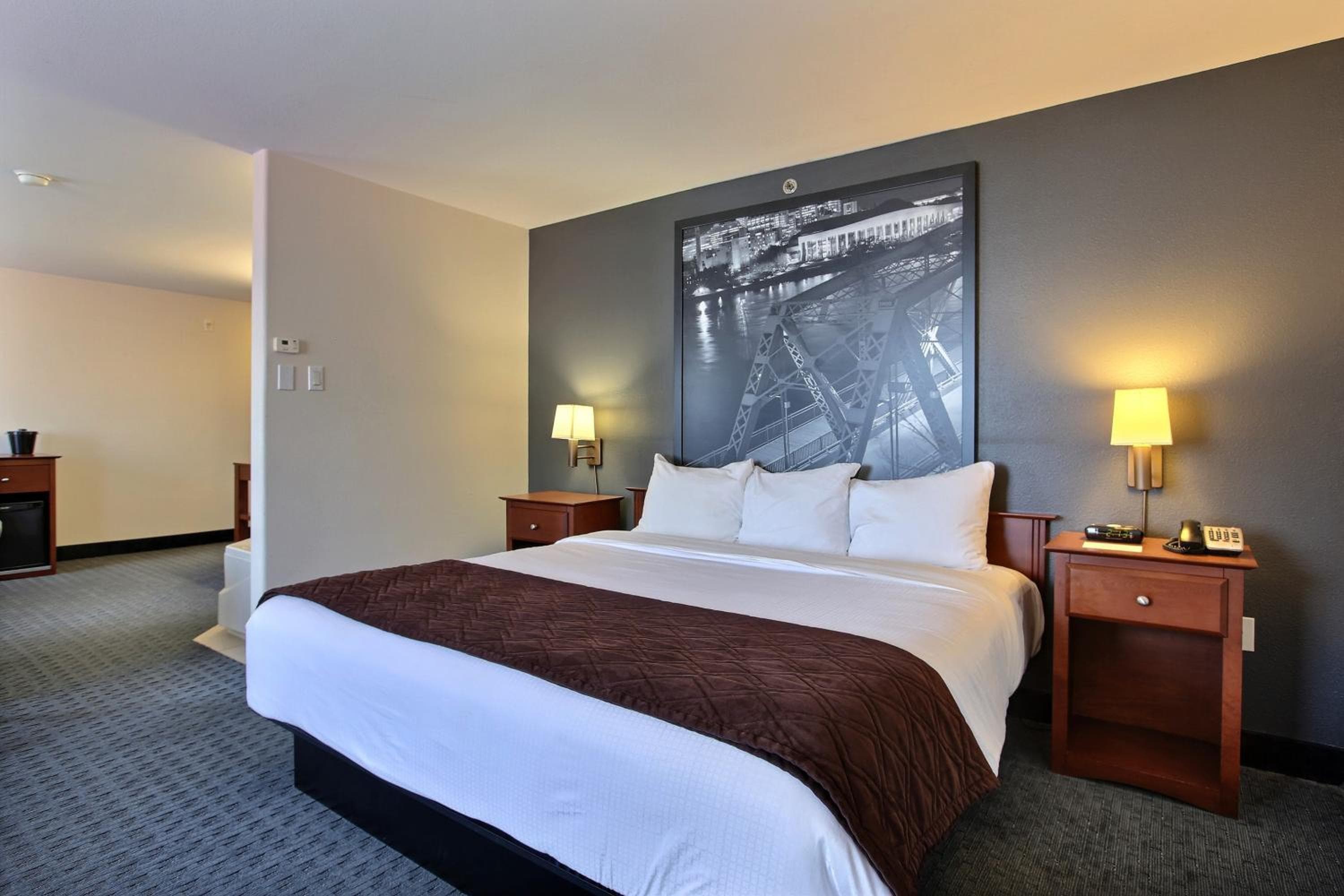 Executive King Suite - Non-Smoking