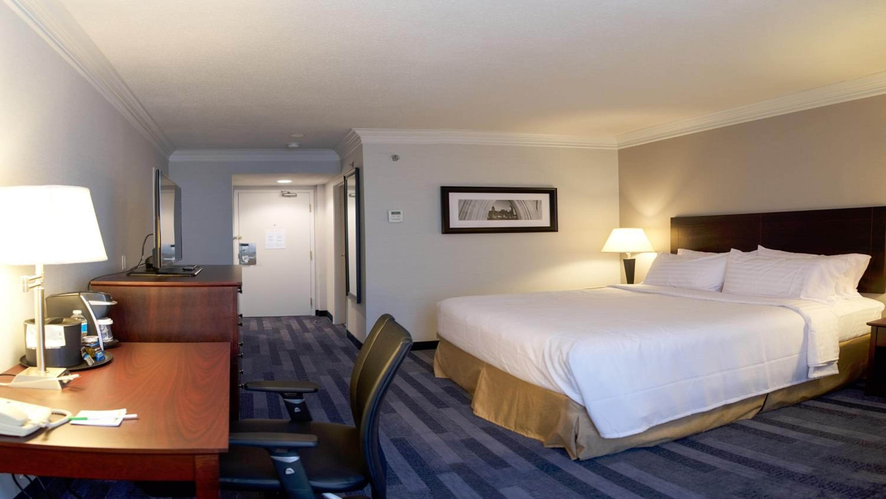 Standard King Room - High Floor