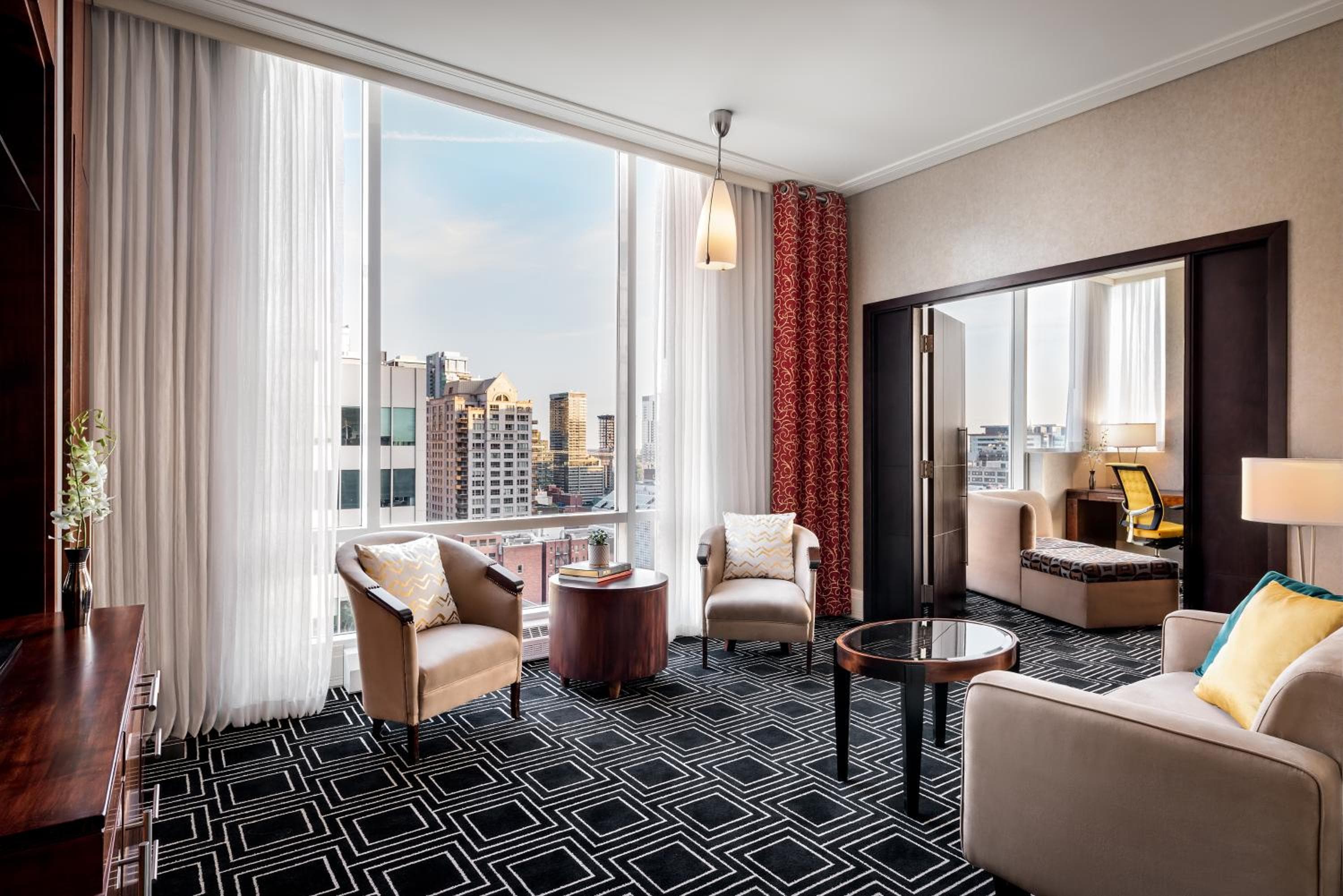 One-Bedroom Prestige Corner King Suite with Sofa Bed