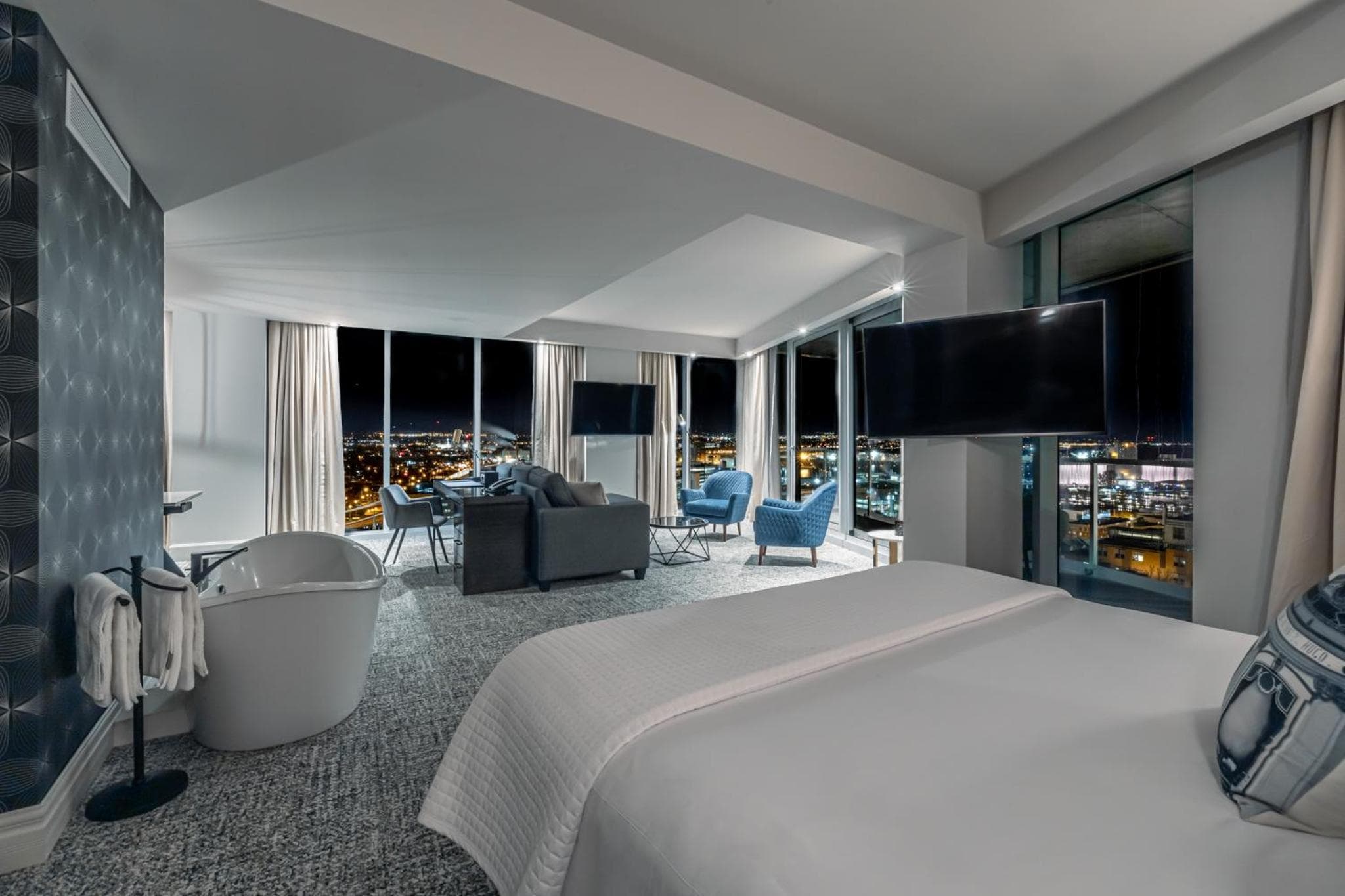 King Suite with Balcony