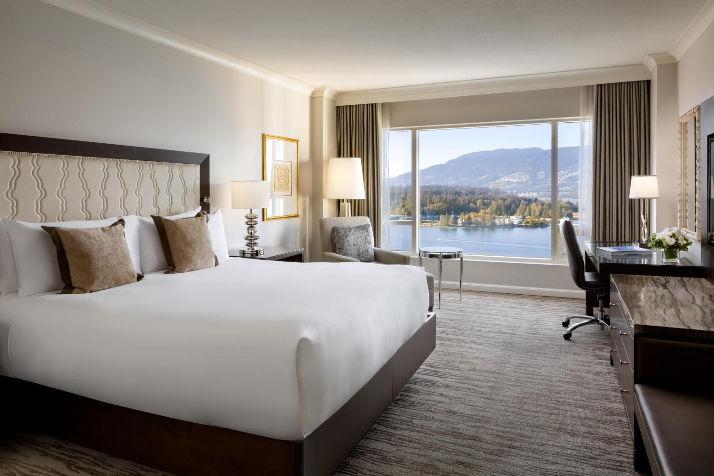Signature Harbor and Stanley Park View Room with Two Double Beds