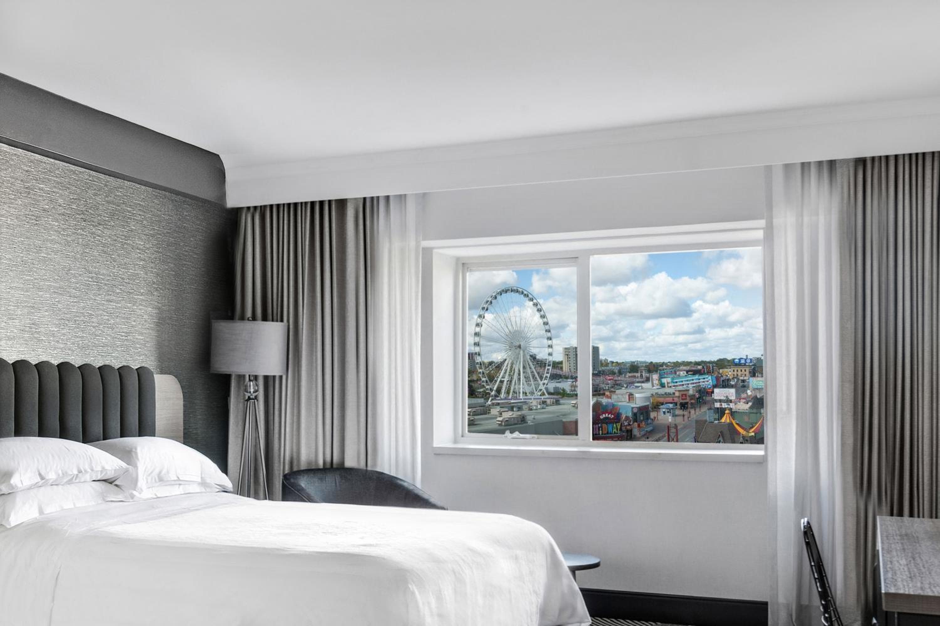 City View Guest room, King