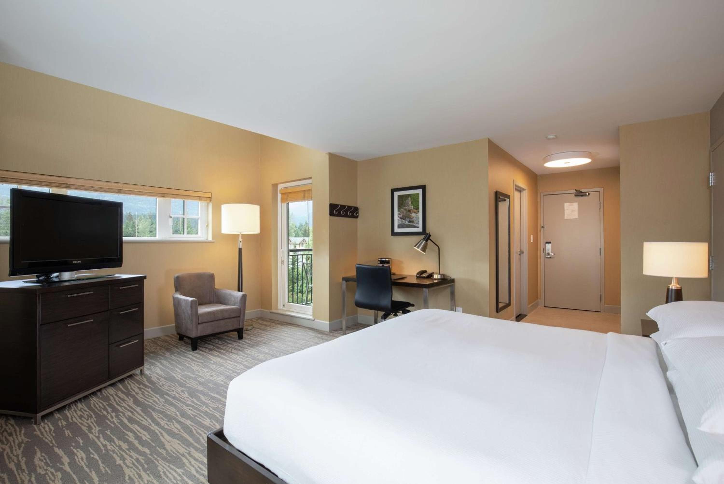King Room with Balcony