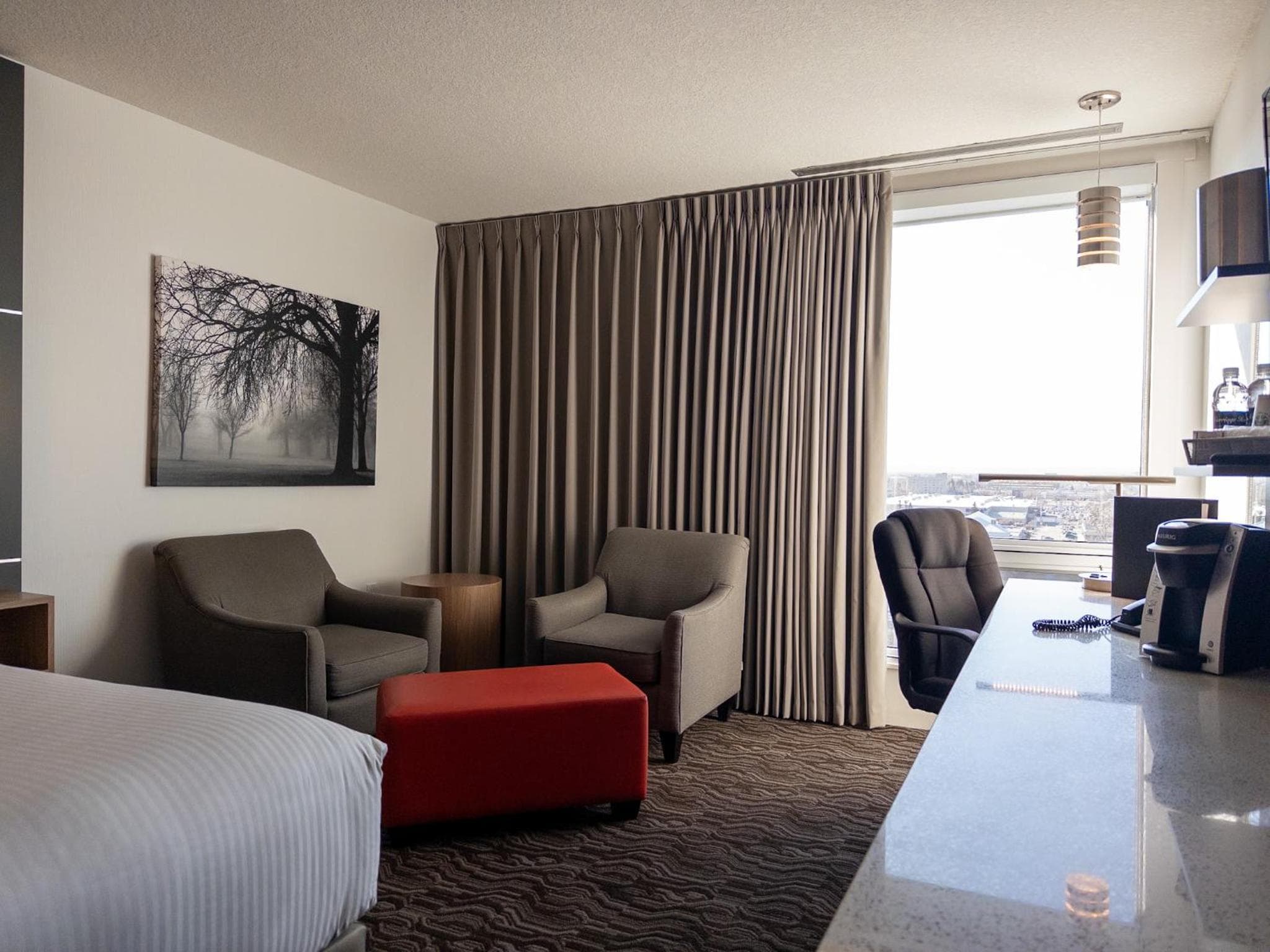 Premium Queen Room - Newly Renovated