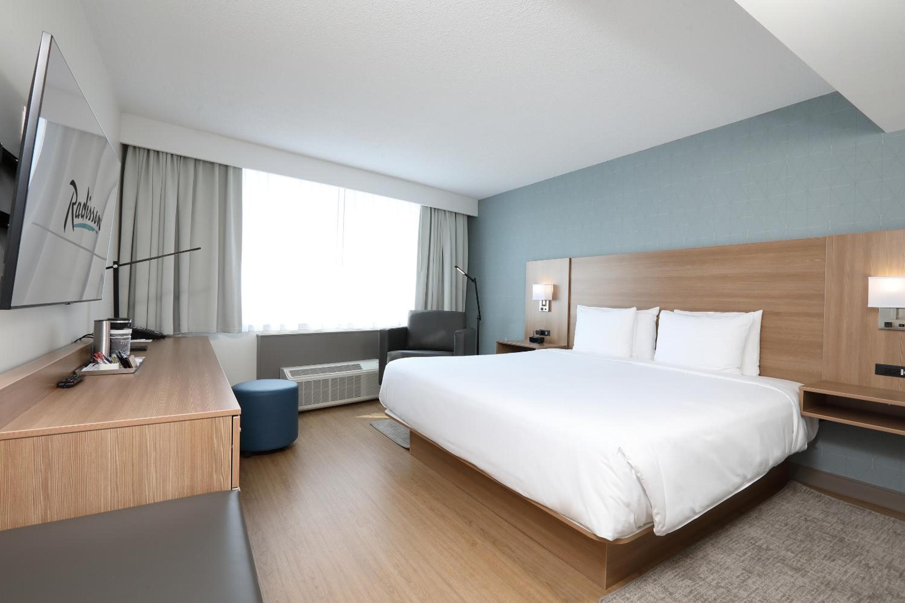 Premium King Room - Non-Smoking