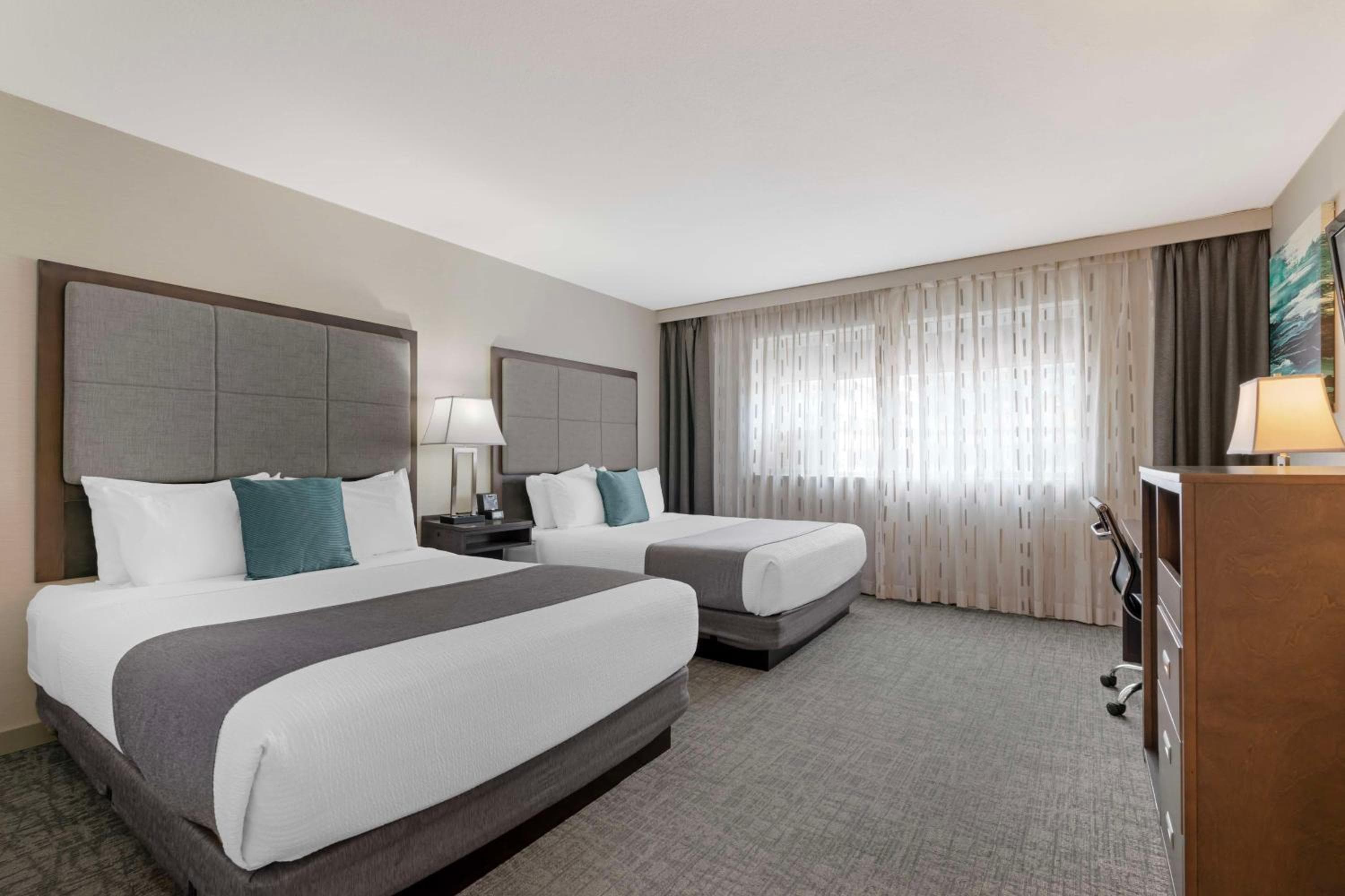 Queen Room with Two Queen Beds - Non-Smoking