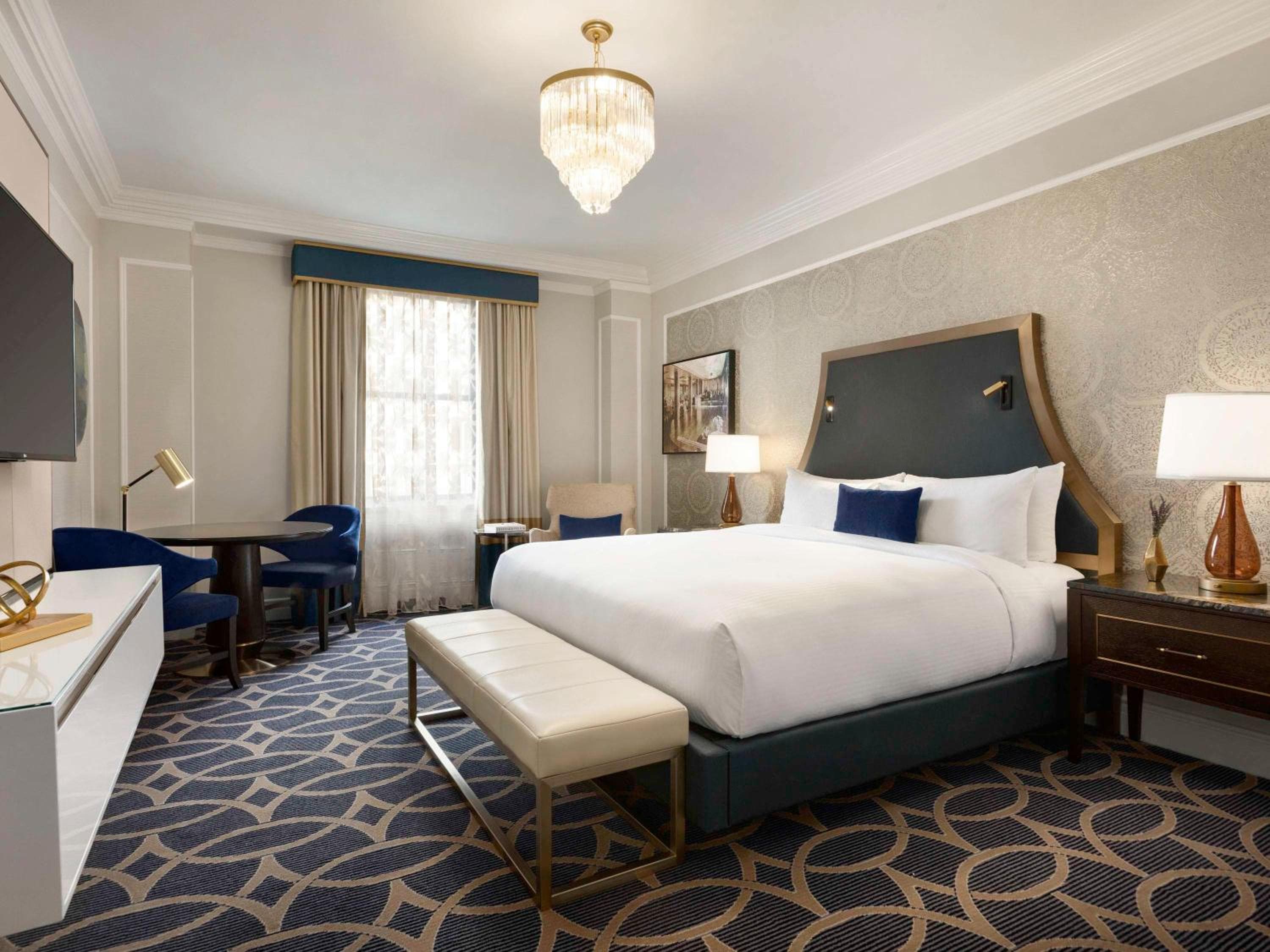 Fairmont Gold Room with King Bed