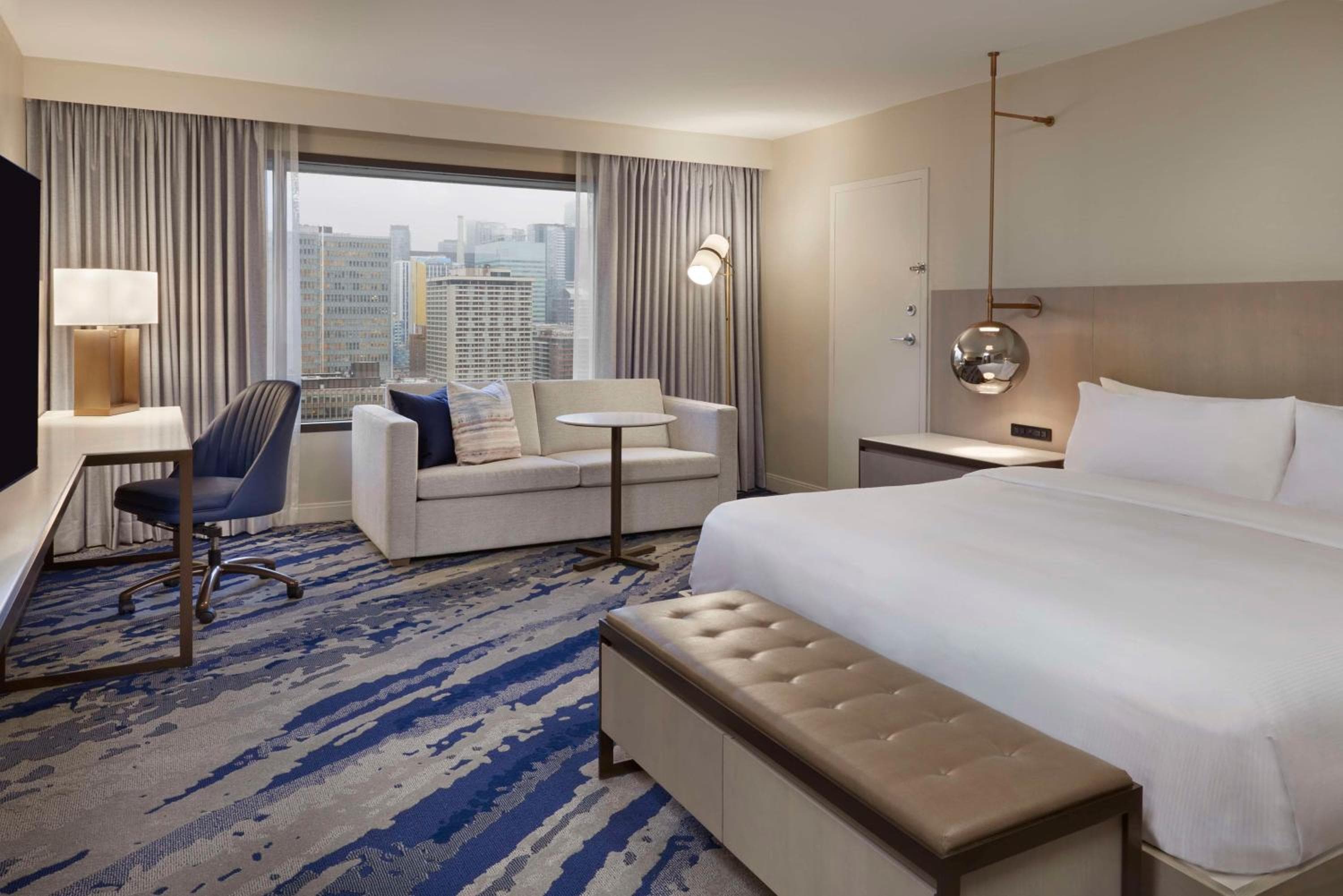 King Room with Sofa Bed - Non-Smoking