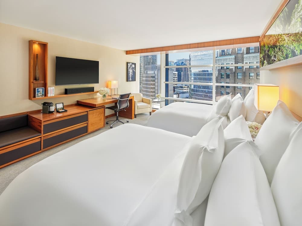 Fairmont City View Room, 2 Queen Beds