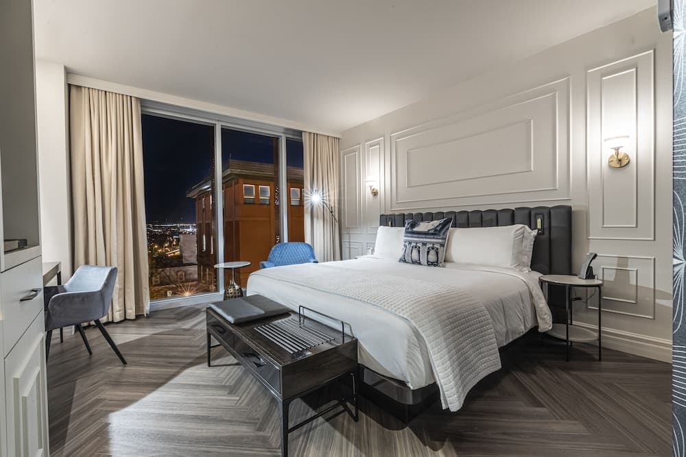 Room Citadine with King bed