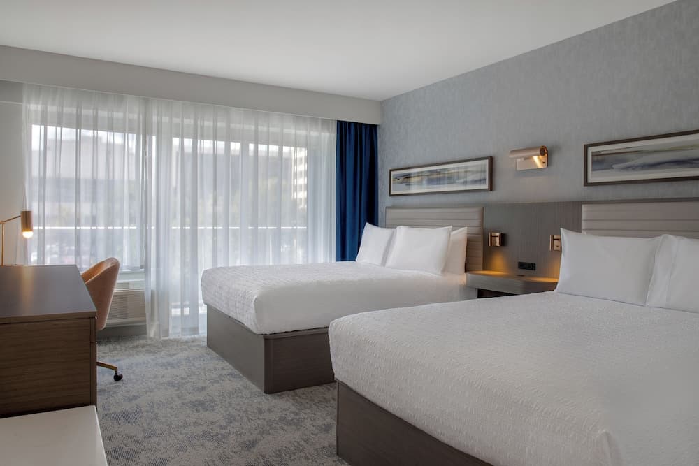 Room, 2 Queen Beds, Refrigerator & Microwave (Balcony)