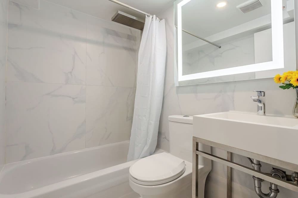 Deluxe Room, Multiple Beds