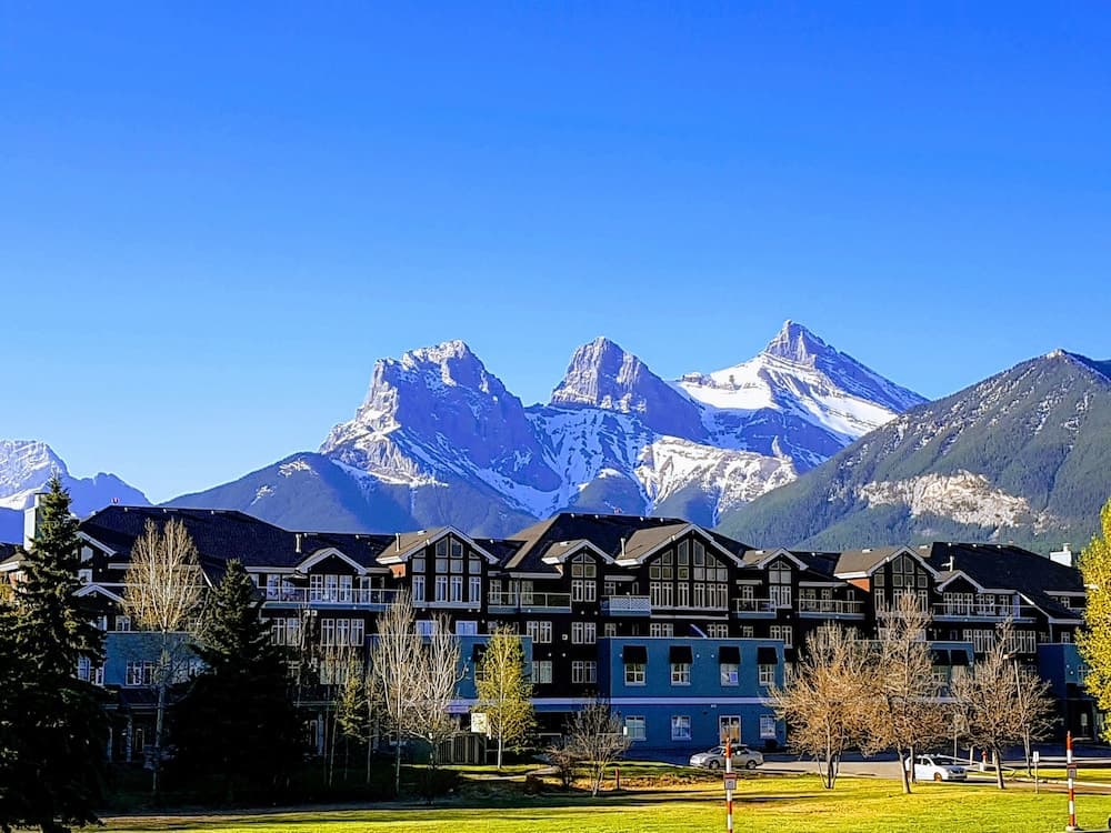 Sunset Mountain Inn and Spa