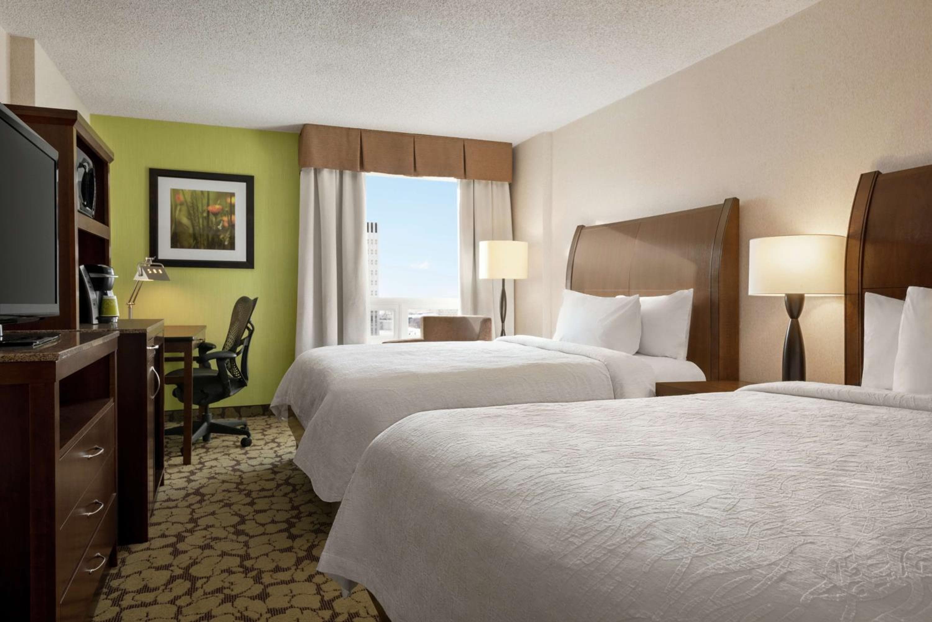 Queen Room with Two Queen Beds - Upper Floor City View